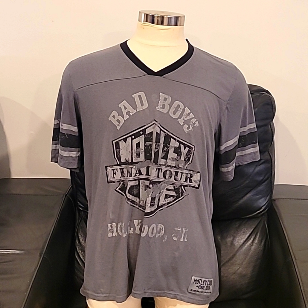 Rare Motley Crue Tour t-shirt